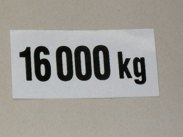 Samolepka hmotnosti 16000kg